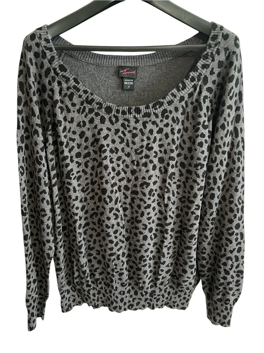 torrid 2x Gray & Black Leopard Scoop Neck Sweater 💯 Cotton!